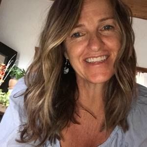 Meet your Posher, Stephannie